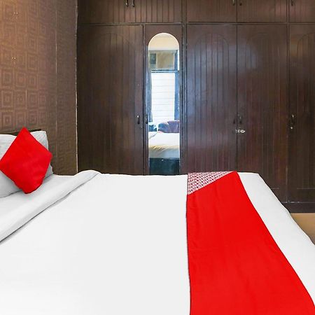 Hotel O Royal Galaxy New Delhi Bagian luar foto